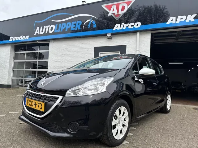 Peugeot 208 (2014) — foto 1