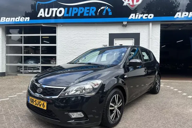 Kia Cee'd (2012)
