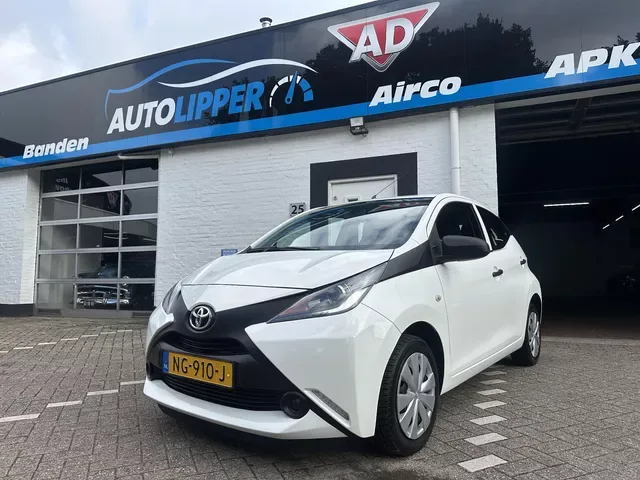 Toyota Aygo (2017) — foto 1