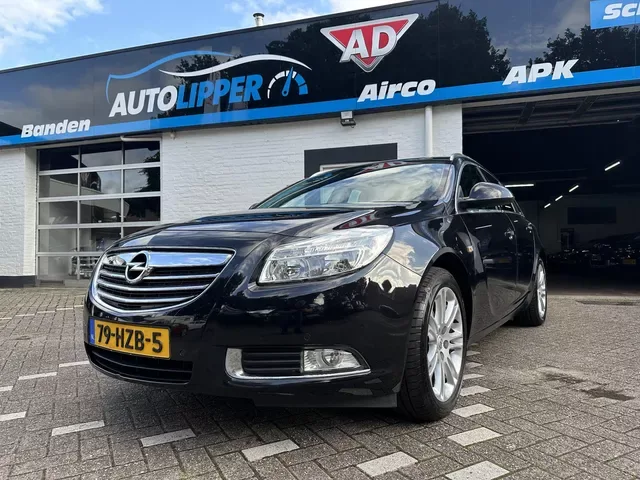 Opel Insignia (2009) — foto 1