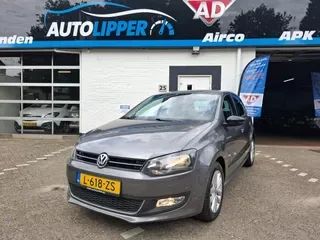 Volkswagen Scirocco (2011) — foto 1