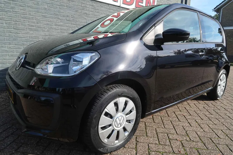 Volkswagen Up! (2018)