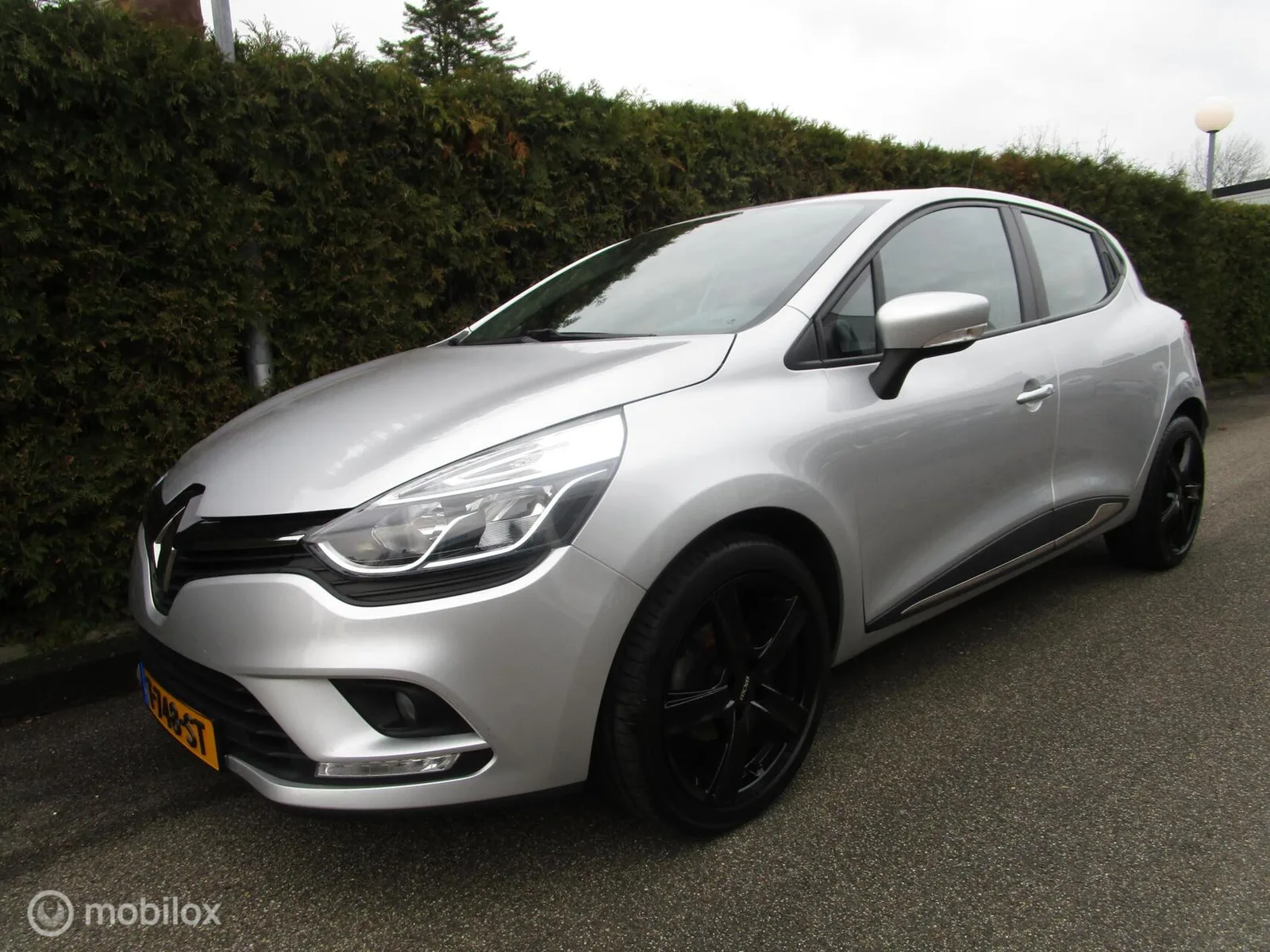 Renault Clio (2019) — foto 1
