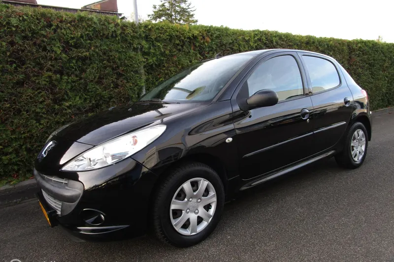 Peugeot 206 (2011)