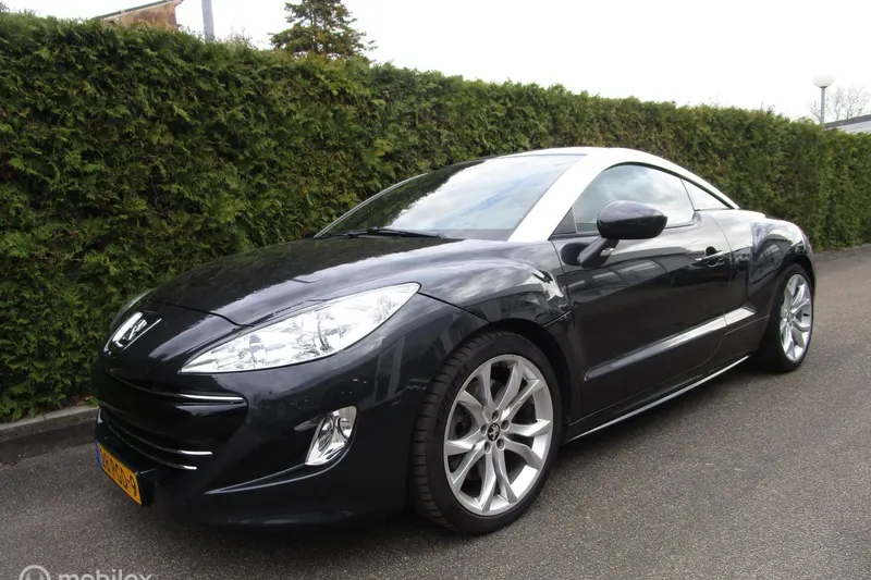 Peugeot RCZ (2011)