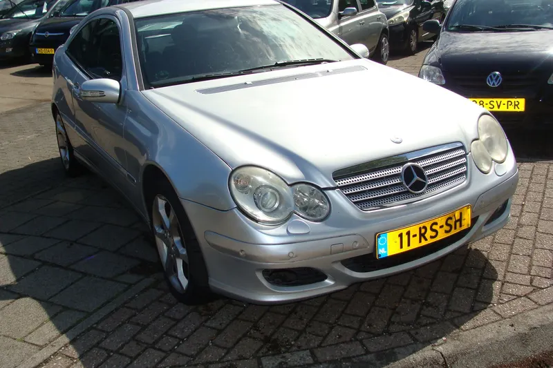 Mercedes-Benz C-Klasse (2005)
