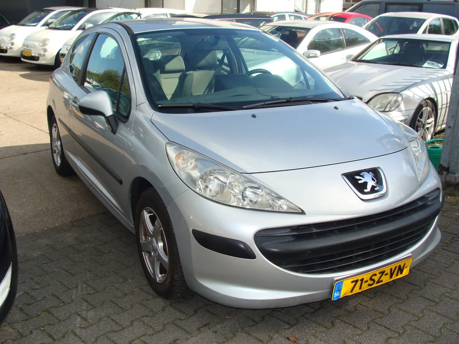 Peugeot 207 (2006) — foto 1