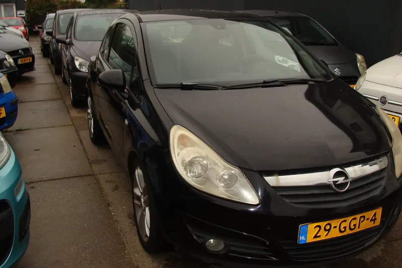Opel Corsa (2008)