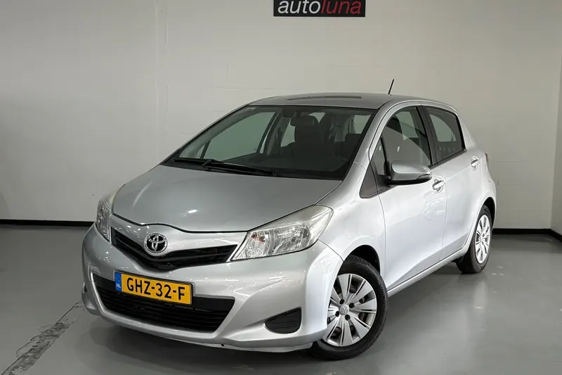 Toyota Yaris (2013)