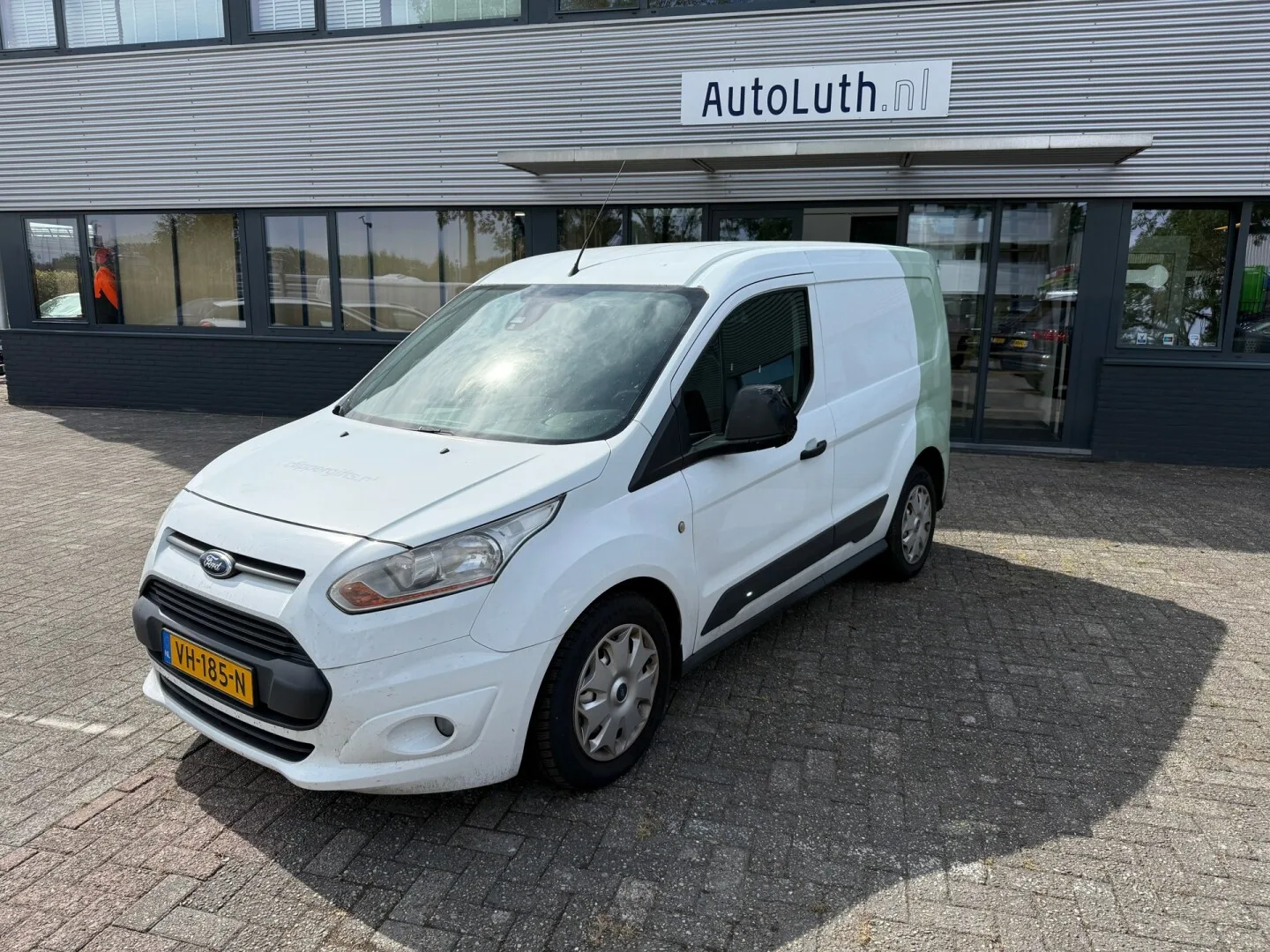 Ford Transit Connect (2014) — foto 1