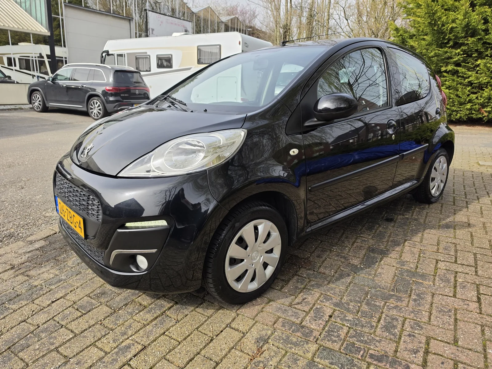 Peugeot 107 (2012) — foto 1