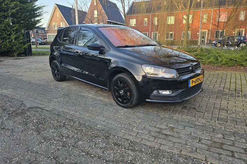 Volkswagen Polo (2015)