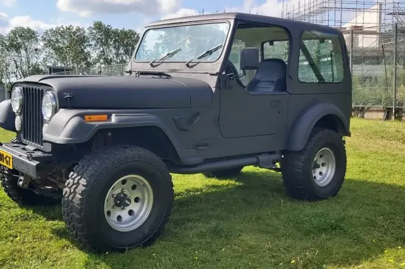 Jeep CJ (1983)