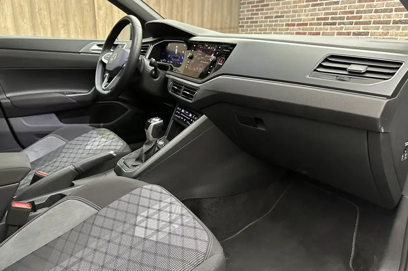 Volkswagen Polo (2024)