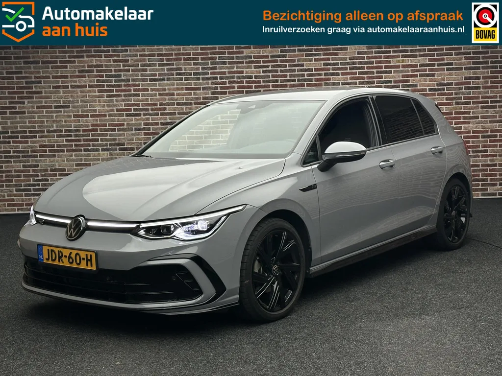 Volkswagen Golf (2023) — foto 1