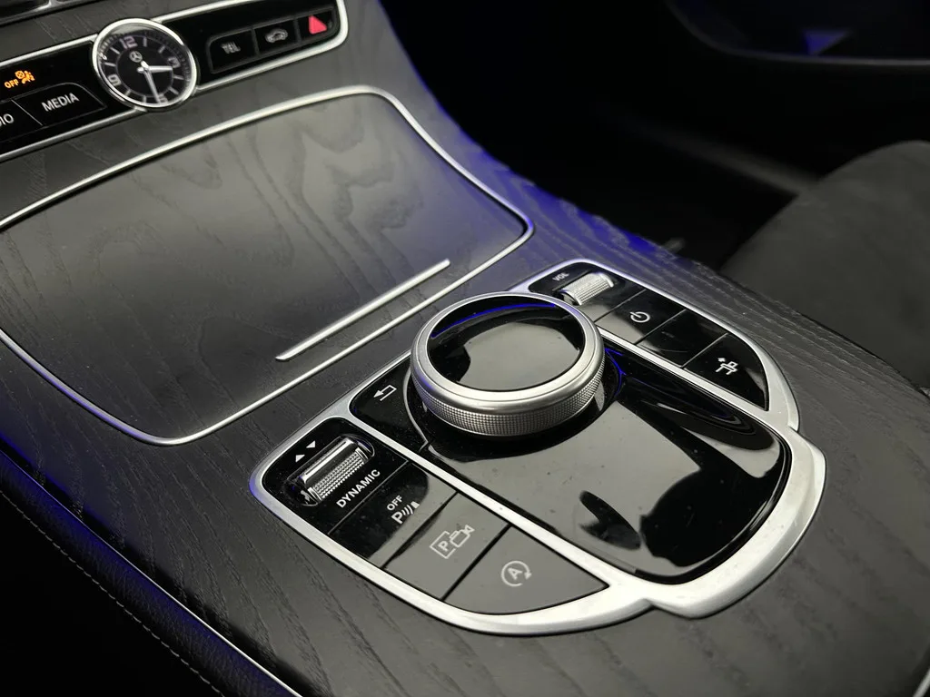 Mercedes-Benz E-Klasse (2018) — foto 1