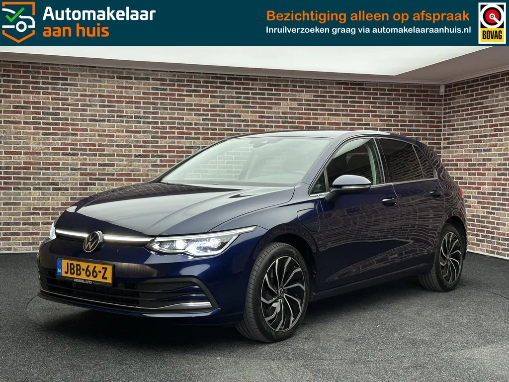 Volkswagen Golf (2022) — foto 1