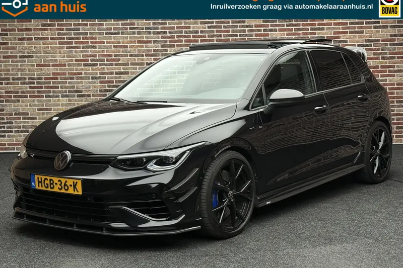Volkswagen Golf (2023)