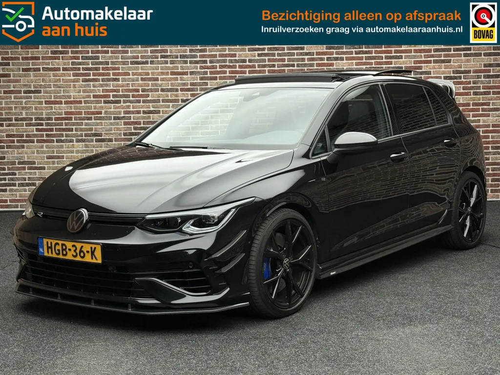 Volkswagen Golf (2023) — foto 1