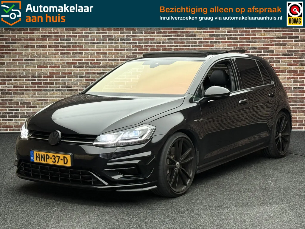 Volkswagen Golf (2019) — foto 1