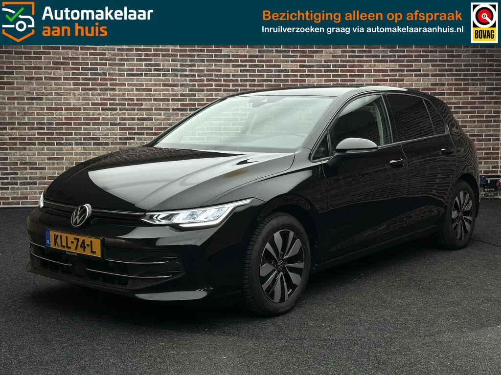 Volkswagen Golf (2025) — foto 1
