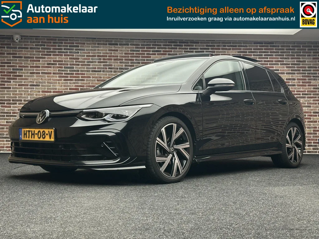 Volkswagen Golf (2024) — foto 1