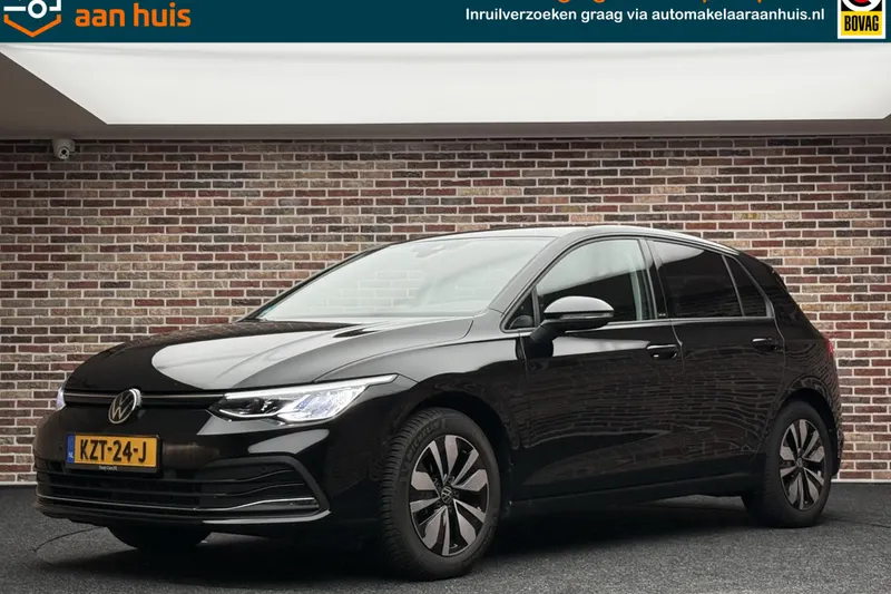 Volkswagen Golf (2024)
