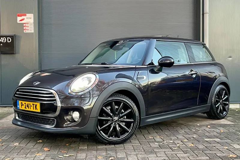 MINI Cooper (2015)