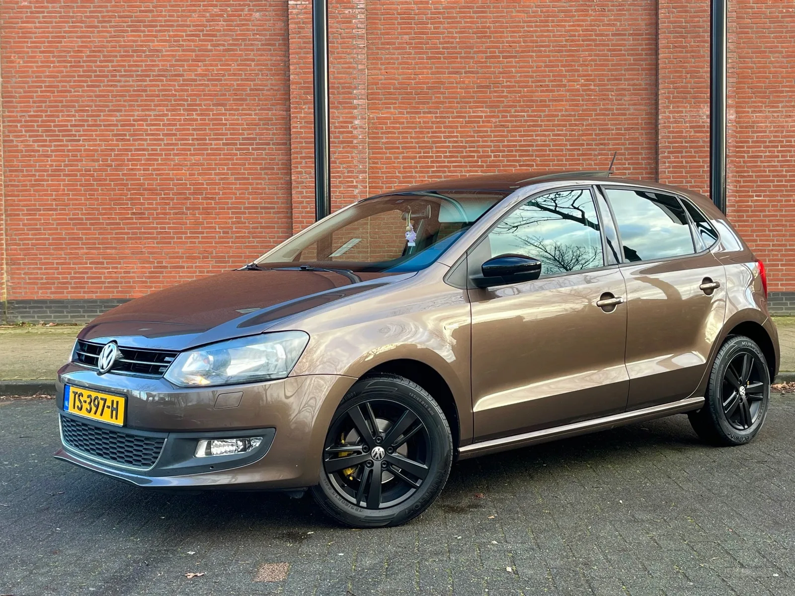 Volkswagen Polo (2012) — foto 1