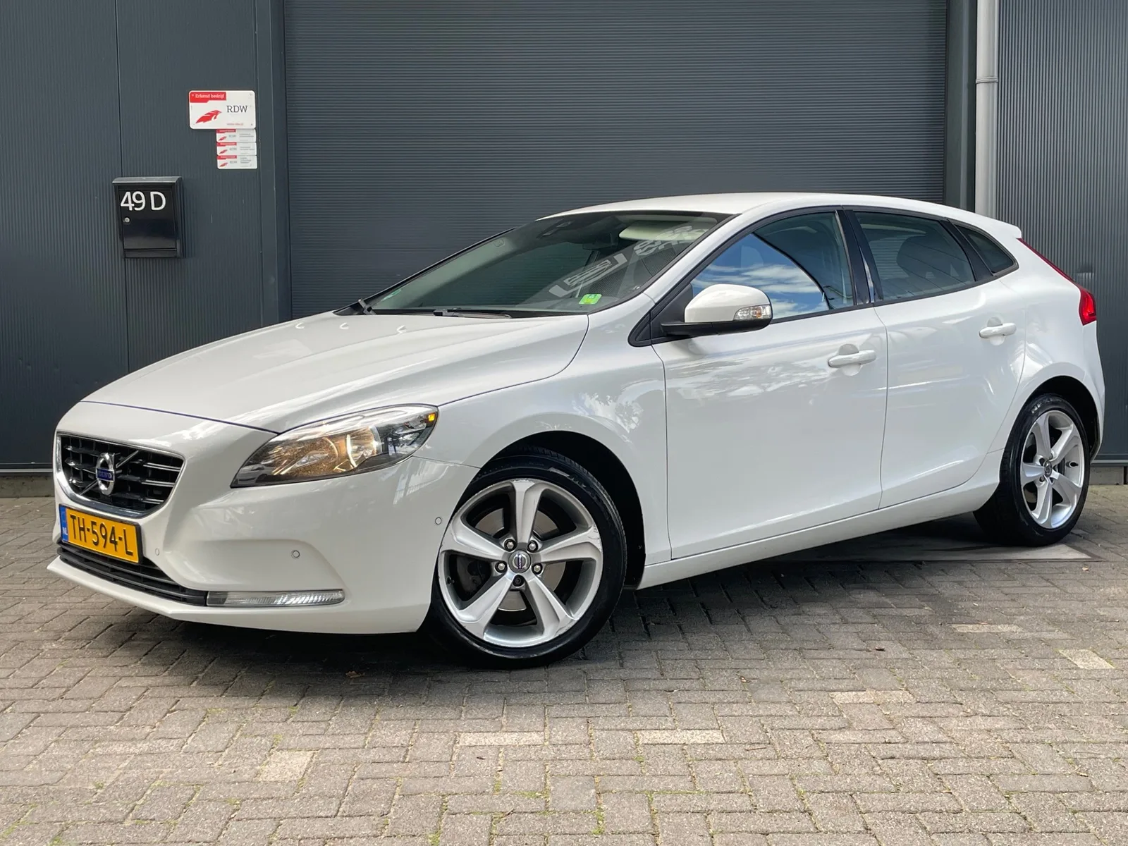 Volvo V40 (2013) — foto 1