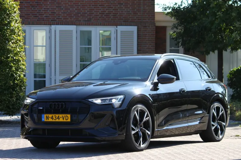 Audi e-tron (2021)