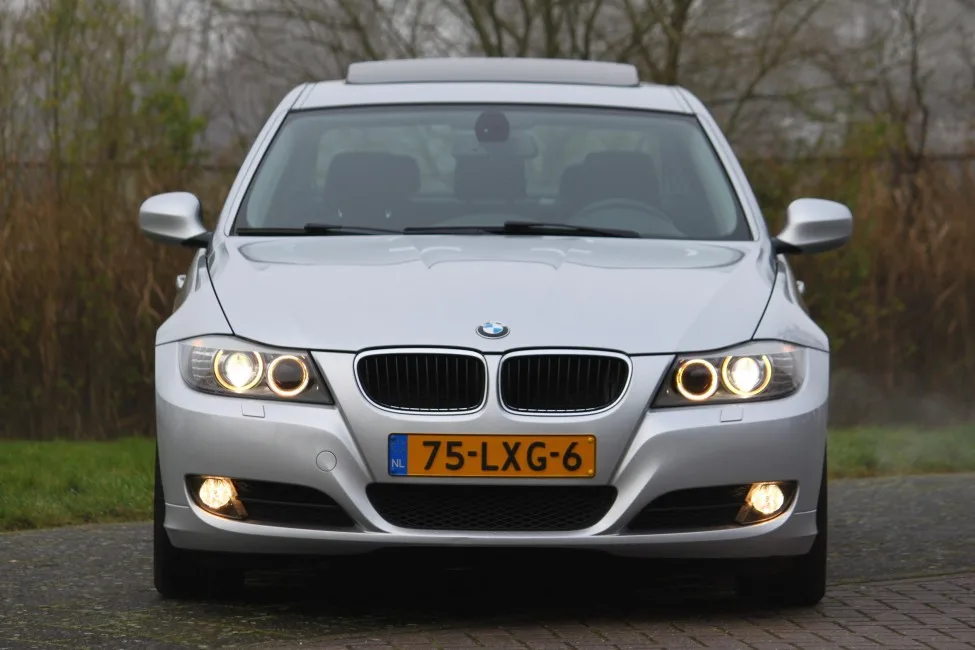 BMW 3-Serie (2010) — foto 1