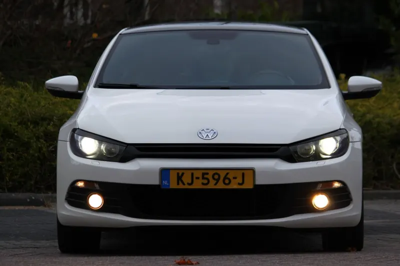 Volkswagen Scirocco (2010)