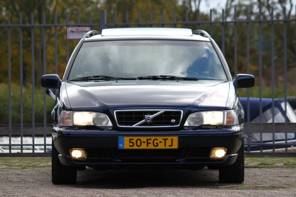 Volvo V70 (2000) — foto 1