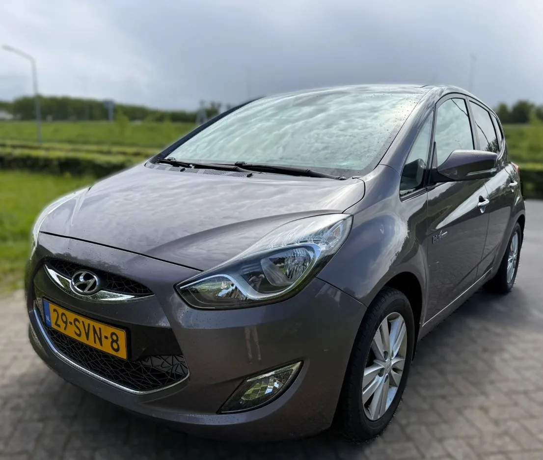 Hyundai ix20 (2011) — foto 1