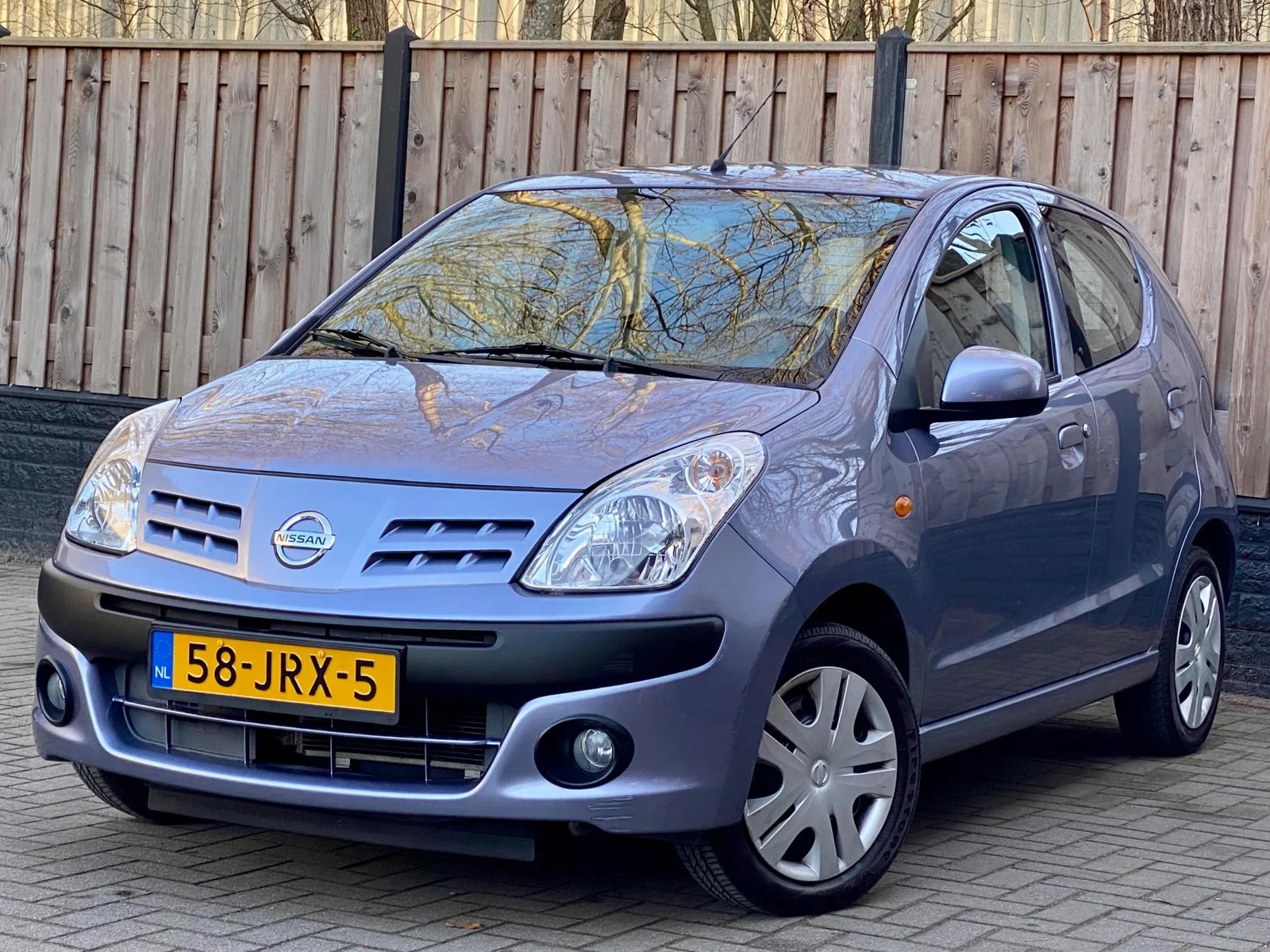 Nissan Pixo (2009) — foto 1