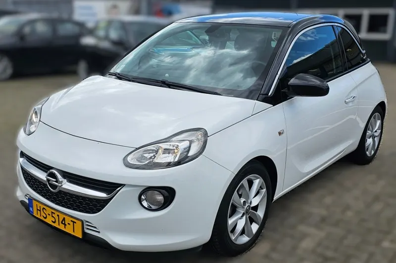 Opel Adam (2015)