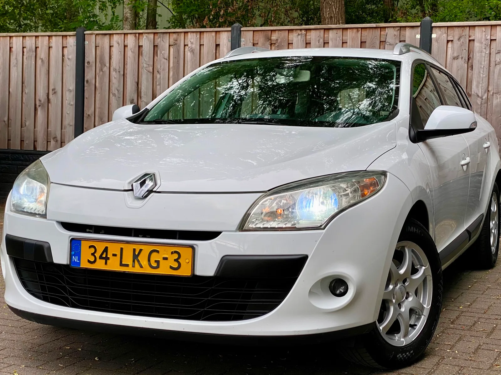 Renault Mégane (2010) — foto 1