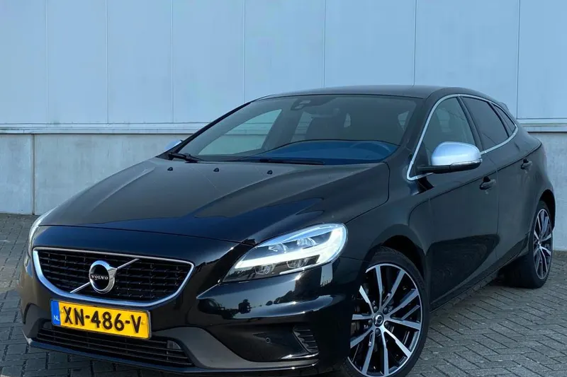 Volvo V40 (2019)