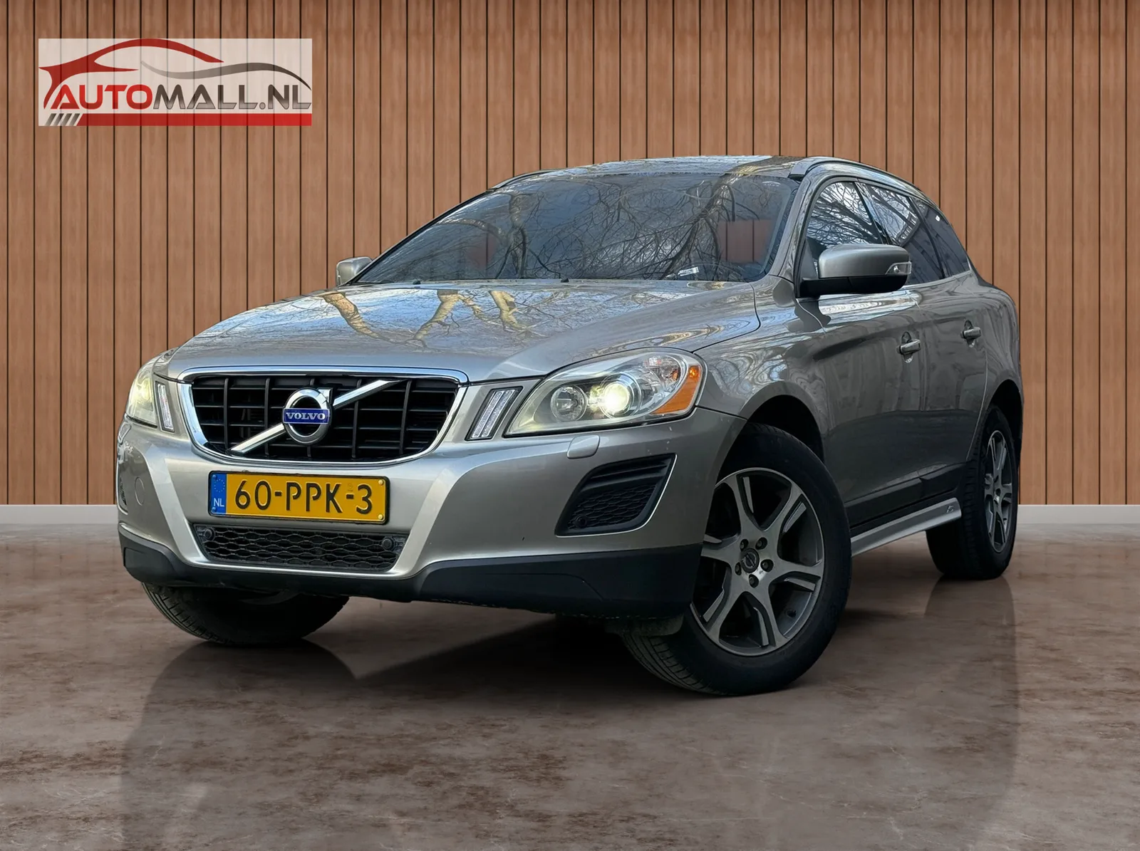 Volvo XC60 (2011) — foto 1