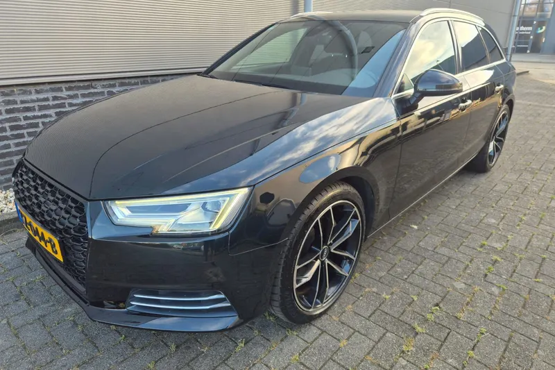 Audi A4 (2017)