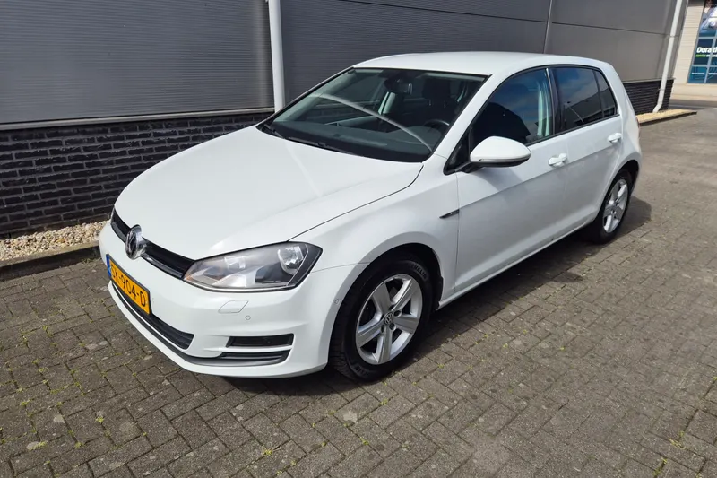 Volkswagen Golf (2015)