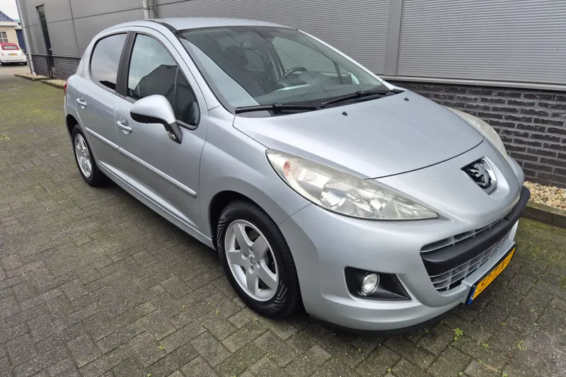 Peugeot 207 (2012)