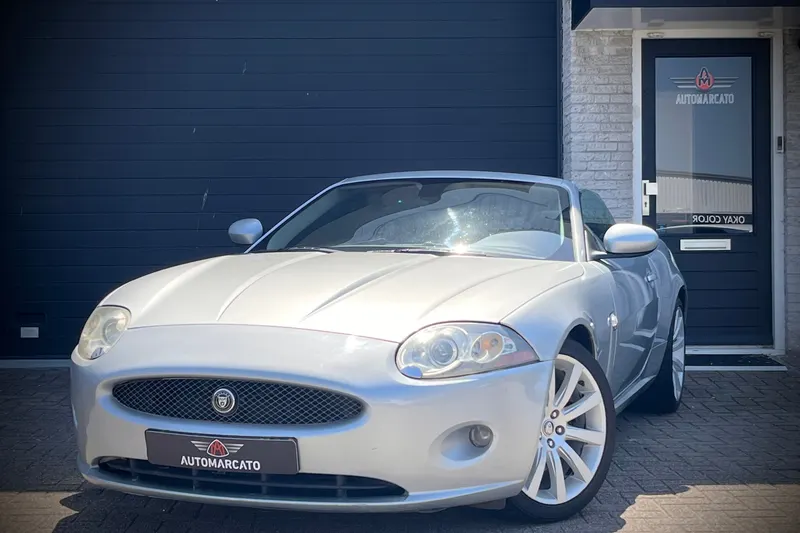 Jaguar XK (2006)