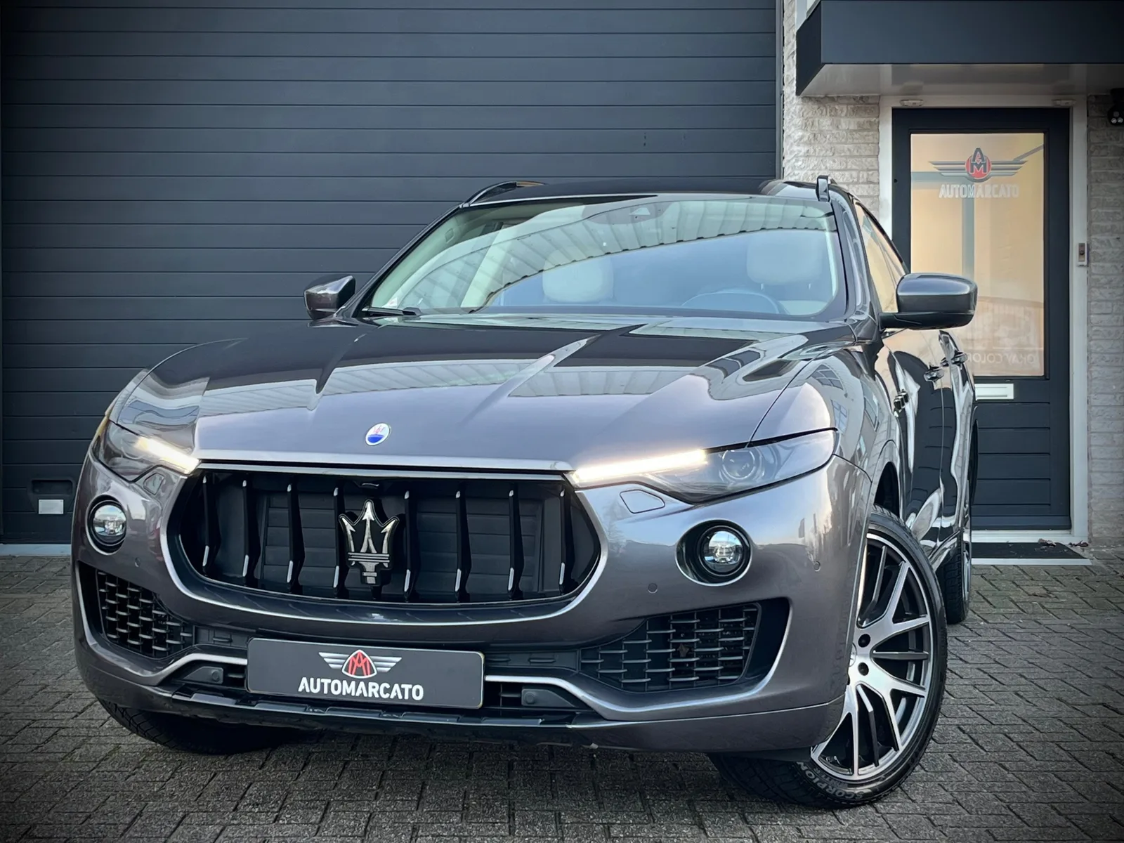 Maserati Levante (2018) — foto 1