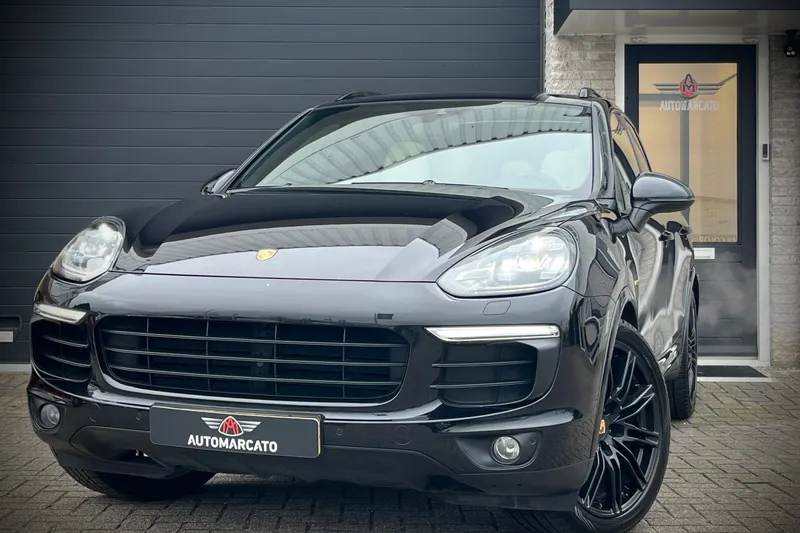 Porsche Cayenne (2017)