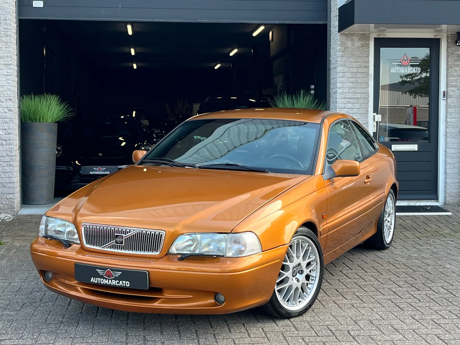 Volvo C70 (1998) — foto 1