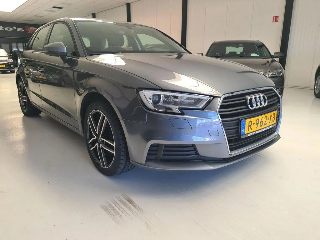 Audi A3 (2020) — foto 1