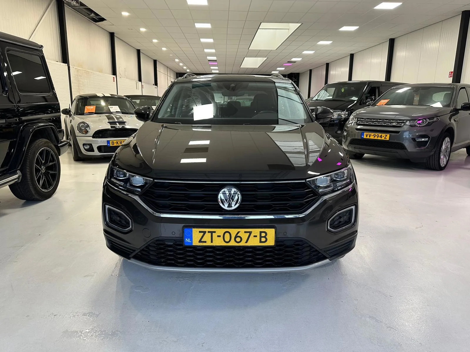 Volkswagen T-Roc (2018) — foto 1