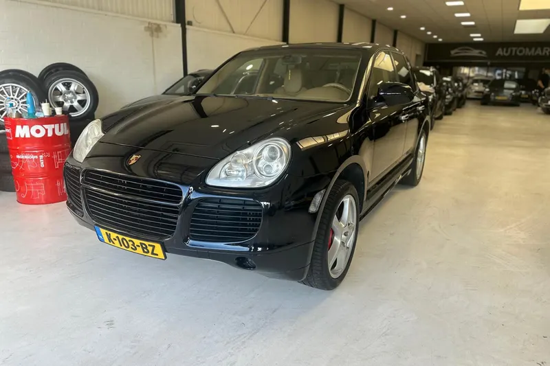 Porsche Cayenne (2006)